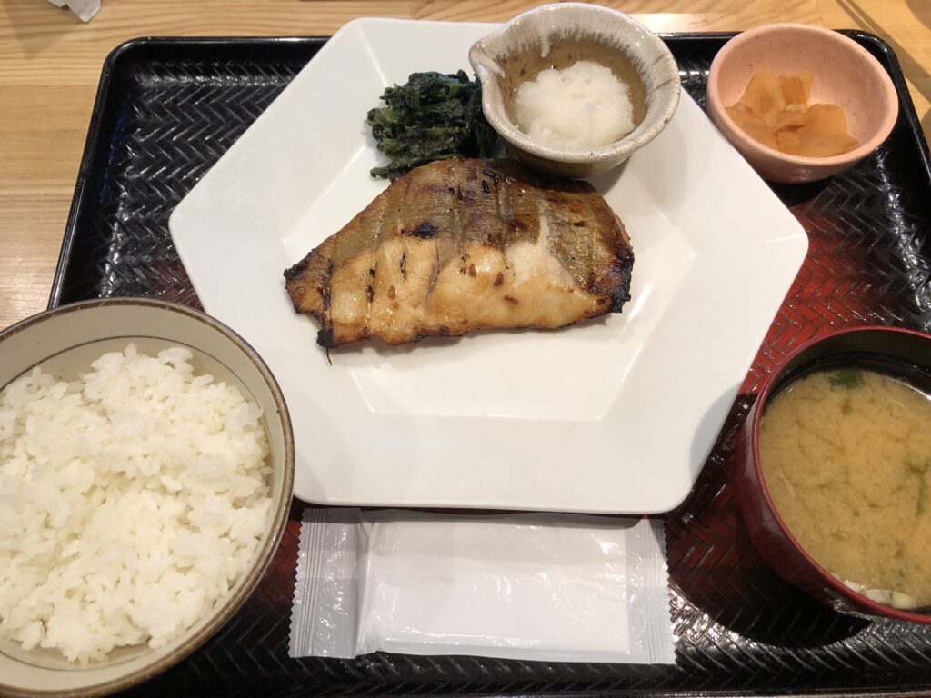 沖目鯛の醤油こうじ漬け炭火焼き